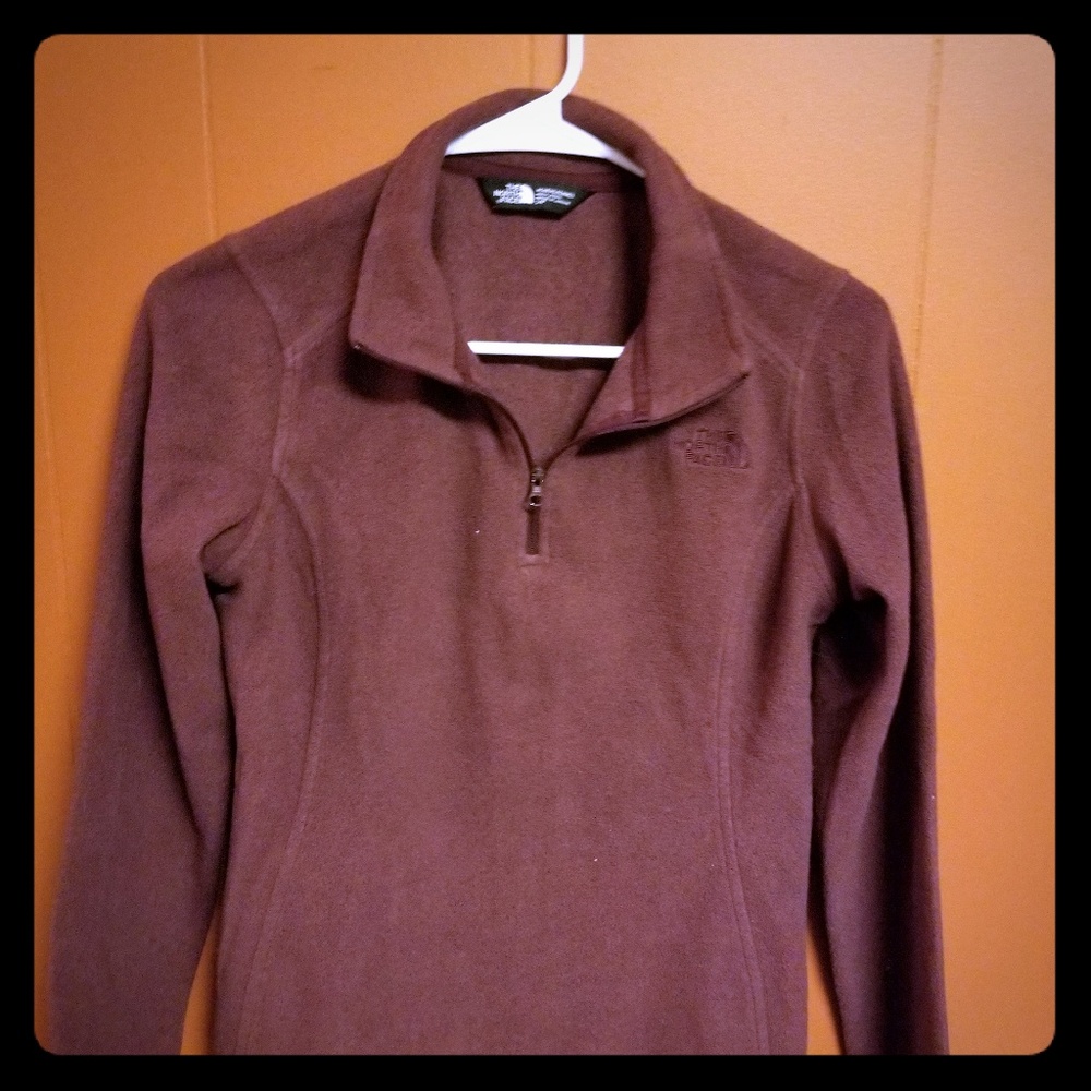 North Face Pull Over